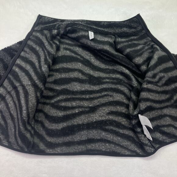 Varley Zebra Print Sherpa Fleece Full Zip Jacket Black Gray Size M - Picture 8 of 11
